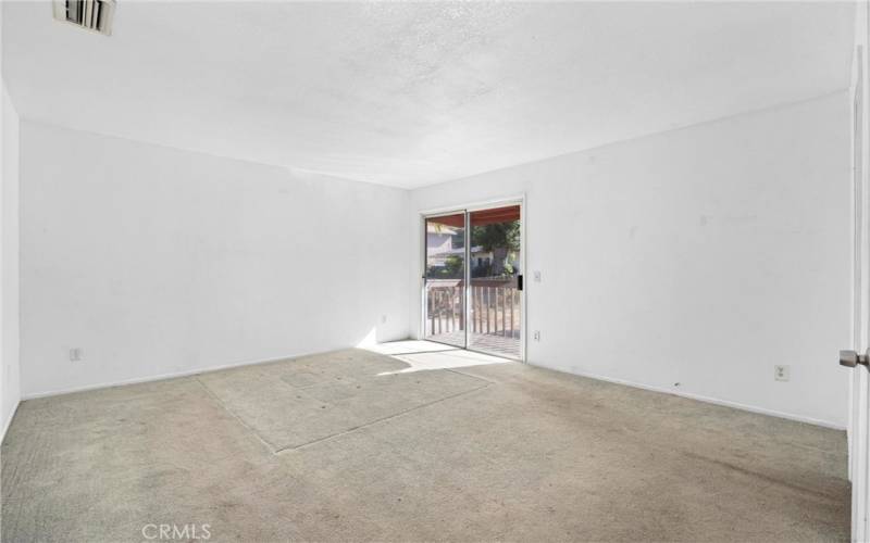 Master Bedroom #1 (Upstairs)