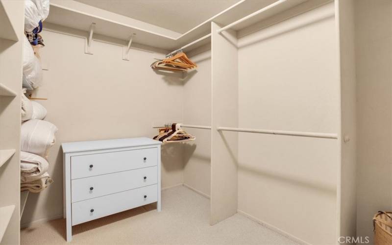 walk in closet