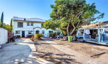 335 N Palos Verdes Street, San Pedro, California 90731, 3 Bedrooms Bedrooms, ,2 BathroomsBathrooms,Residential Income,Buy,335 N Palos Verdes Street,SB24222215