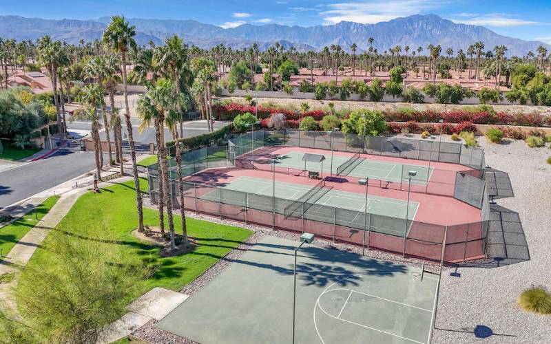 REGENCY ESTATES COURTS