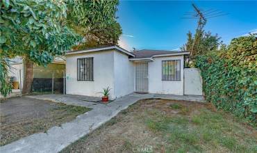 13007 Avalon Boulevard, Los Angeles, California 90061, 2 Bedrooms Bedrooms, ,1 BathroomBathrooms,Residential Income,Buy,13007 Avalon Boulevard,RS24228879