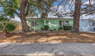 6771 Johnson Avenue, Long Beach, California 90805, 5 Bedrooms Bedrooms, ,3 BathroomsBathrooms,Residential Income,Buy,6771 Johnson Avenue,RS24228919