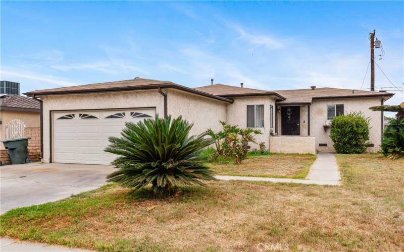 15669 Loukelton, La Puente