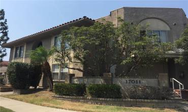 17011 Sims Lane 4, Huntington Beach, California 92649, 2 Bedrooms Bedrooms, ,2 BathroomsBathrooms,Residential Lease,Rent,17011 Sims Lane 4,OC24229780