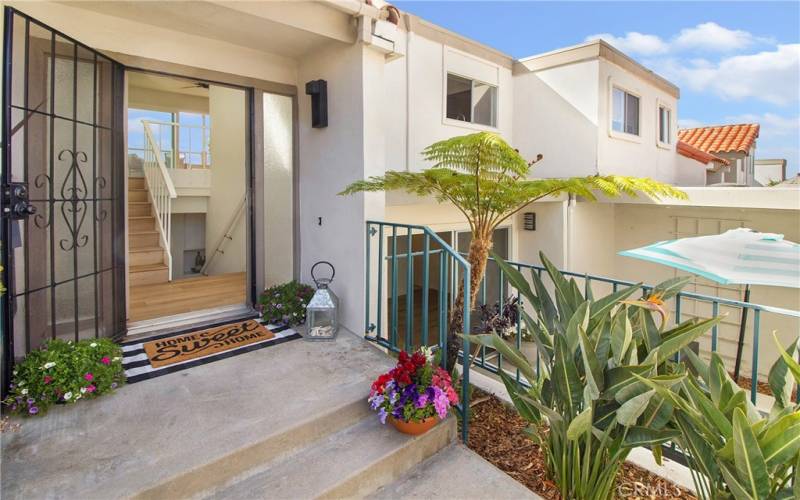 Entrance to 718 Calle Casita, recently updated ocean view home.