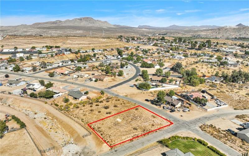 Located in an existing, well-established neighborhood, this home site is near the I-15 freeway. Lot next to subject is also available.