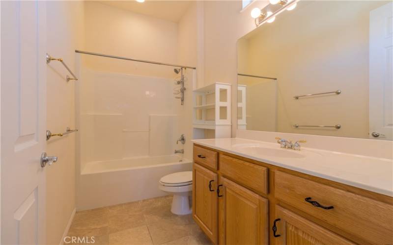 Front bedroom bathroom.