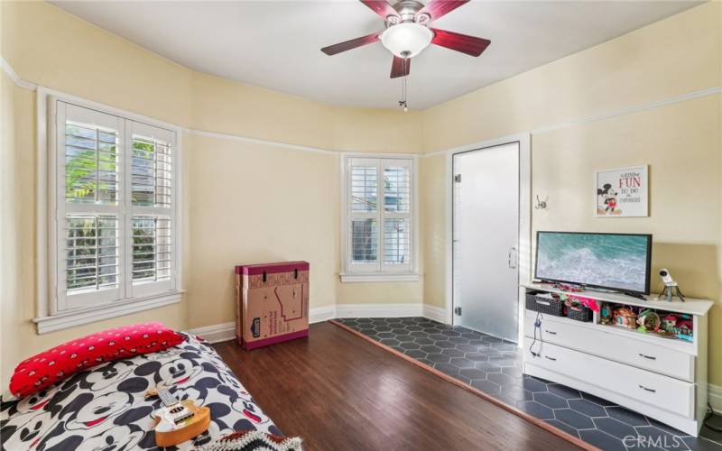 Second Downstairs Room w/ On Suite Bathroom