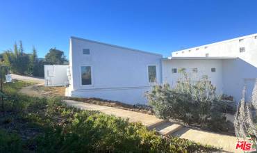 6524 Dume Drive C, Malibu, California 90265, ,1 BathroomBathrooms,Residential Lease,Rent,6524 Dume Drive C,24461359