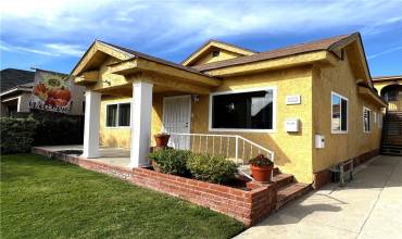 740 W 11th Street, San Pedro, California 90731, 2 Bedrooms Bedrooms, ,1 BathroomBathrooms,Residential Lease,Rent,740 W 11th Street,SB24230052