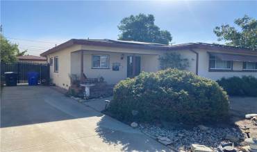 2325 N Newport Avenue, San Bernardino, California 92404, 2 Bedrooms Bedrooms, ,1 BathroomBathrooms,Residential,Buy,2325 N Newport Avenue,IV24216840