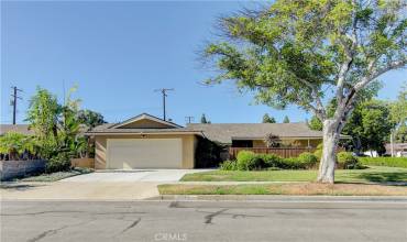 541 S Jambolaya Street, Anaheim, California 92806, 4 Bedrooms Bedrooms, ,1 BathroomBathrooms,Residential,Buy,541 S Jambolaya Street,PW24229701