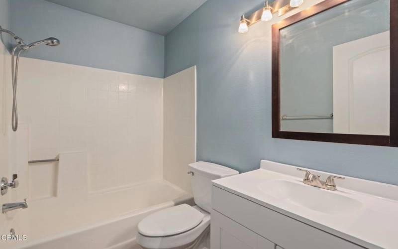 13-web-or-mls-13 - Bathroom 2