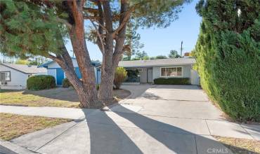 6433 Franrivers Avenue, West Hills, California 91307, 4 Bedrooms Bedrooms, ,3 BathroomsBathrooms,Residential Lease,Rent,6433 Franrivers Avenue,SR24230330