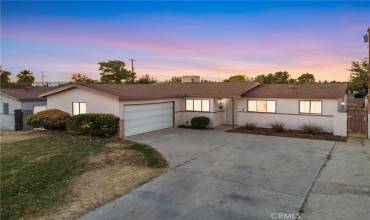 515 E Norberry Street, Lancaster, California 93535, 3 Bedrooms Bedrooms, ,2 BathroomsBathrooms,Residential,Buy,515 E Norberry Street,SR24229939