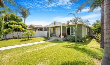 902 E 6th Street, Pomona, California 91766, 3 Bedrooms Bedrooms, ,1 BathroomBathrooms,Residential,Buy,902 E 6th Street,IV24189869