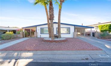 38683 Desert Greens Drive E 322