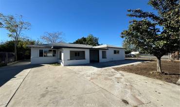 2690 Flores Street, San Bernardino, California 92407, 5 Bedrooms Bedrooms, ,2 BathroomsBathrooms,Residential,Buy,2690 Flores Street,IV24229918