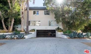 1314 16TH Street E, Santa Monica, California 90404, 3 Bedrooms Bedrooms, ,2 BathroomsBathrooms,Residential Lease,Rent,1314 16TH Street E,24461773