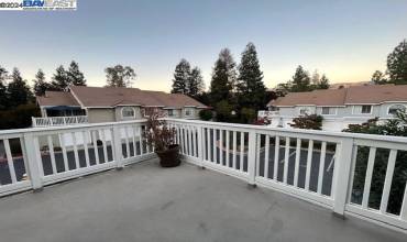 2538 Yerba Hills Court, San Jose, California 95121, 3 Bedrooms Bedrooms, ,2 BathroomsBathrooms,Residential,Buy,2538 Yerba Hills Court,41078545