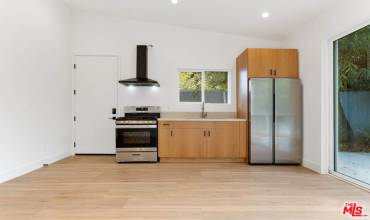 2308 1/2 Fair Park Avenue, Los Angeles, California 90041, 2 Bedrooms Bedrooms, ,1 BathroomBathrooms,Residential Lease,Rent,2308 1/2 Fair Park Avenue,24461067