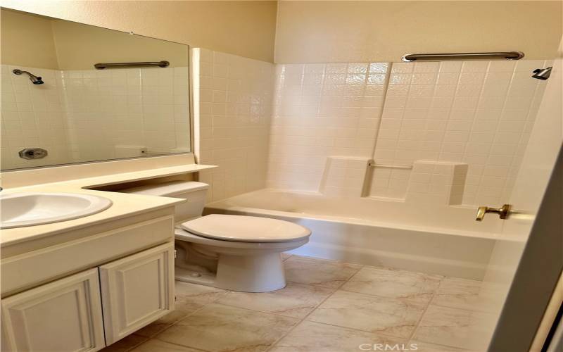 Jack 'n Jill Bath off of Hallway & Guest BR