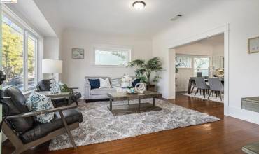 1834 63rd St., Berkeley, California 94703, 3 Bedrooms Bedrooms, ,1 BathroomBathrooms,Residential,Buy,1834 63rd St.,41075707