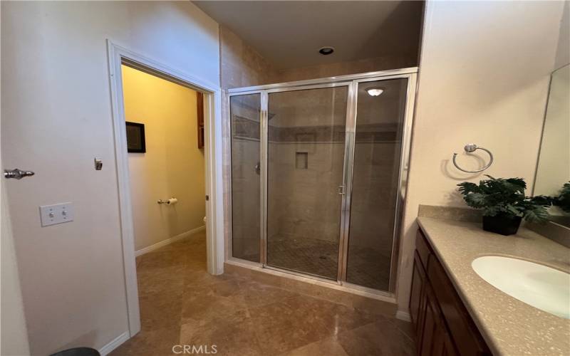 Primary bedroom EnSuite Bathroom