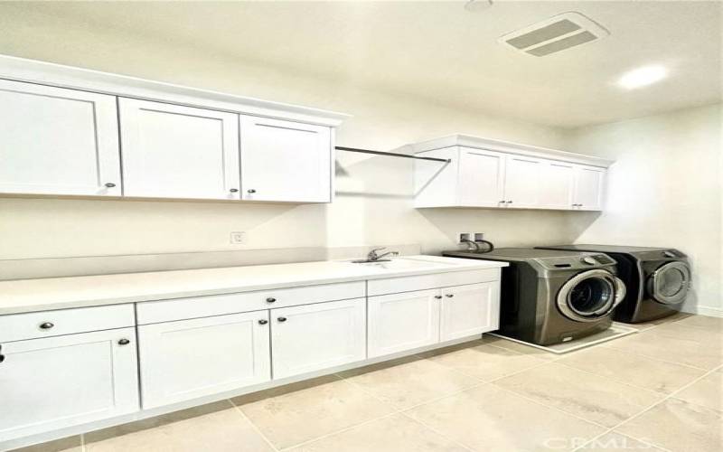 Laundry Room - Upstairs