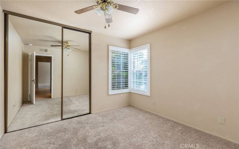 Guest bedroom.