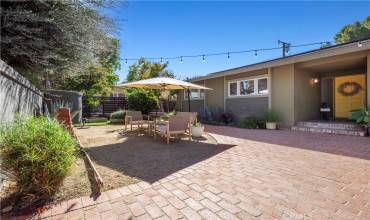 25105 Highspring Avenue, Newhall, California 91321, 4 Bedrooms Bedrooms, ,2 BathroomsBathrooms,Residential,Buy,25105 Highspring Avenue,SR24230449