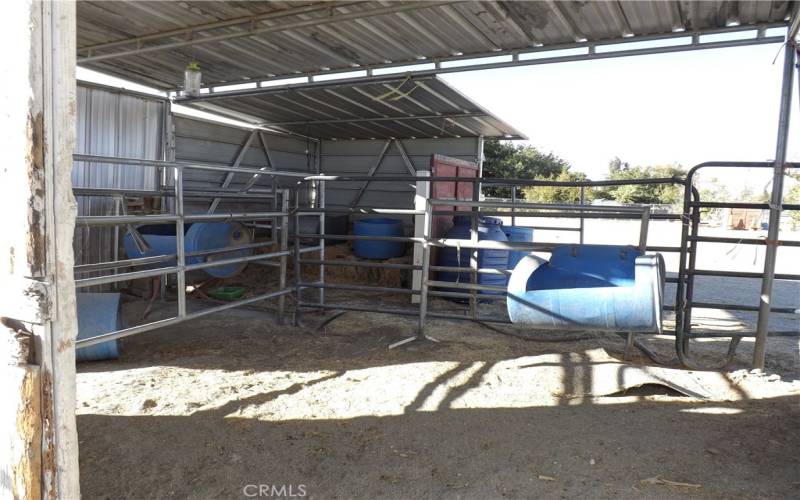 Stalls with additional hay storage