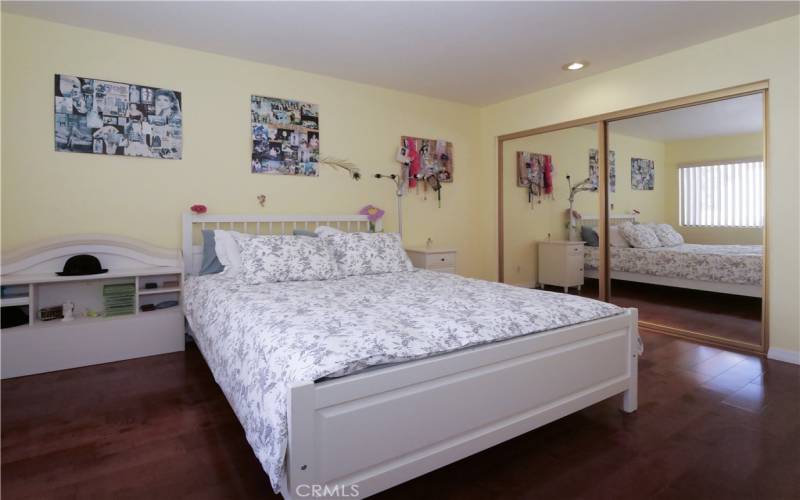 Second Bedroom with Mirrored Closet Doors