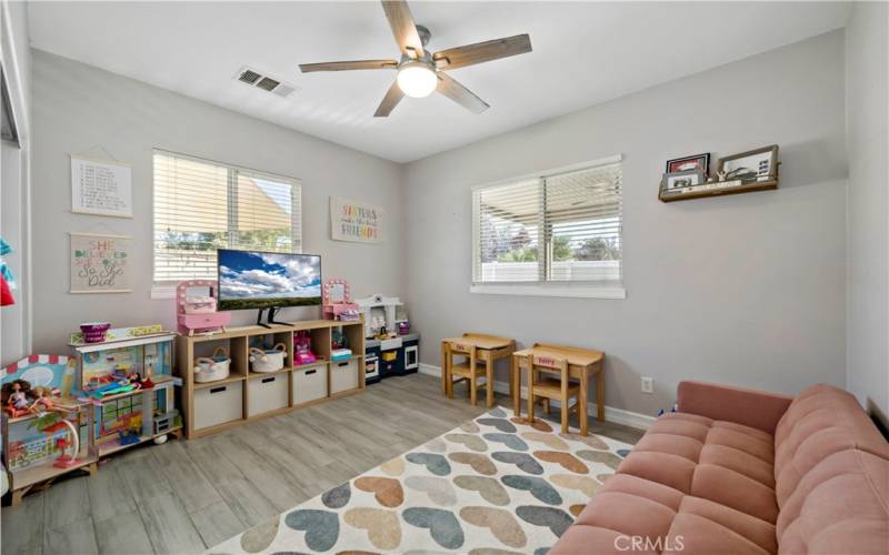 3rd bedrom used playroom