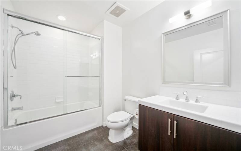 2nd bathroom