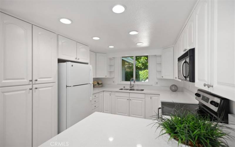 Light and bright kitchen will delight any chef.