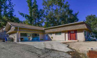 9518 Cypress St, Lakeside, California 92040, 3 Bedrooms Bedrooms, ,2 BathroomsBathrooms,Residential,Buy,9518 Cypress St,PTP2406886