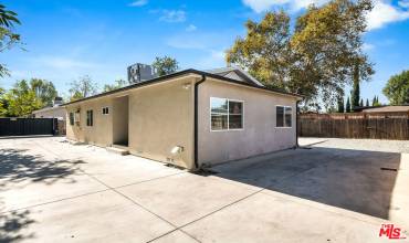 19218 Lanark Street, Reseda, California 91335, 3 Bedrooms Bedrooms, ,2 BathroomsBathrooms,Residential Lease,Rent,19218 Lanark Street,24462053