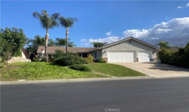 29748 Redwood Drive, Canyon Lake, California 92587, 3 Bedrooms Bedrooms, ,2 BathroomsBathrooms,Residential,Buy,29748 Redwood Drive,OC24222663