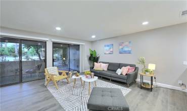 453 E Via Escuela 513, Palm Springs, California 92262, 1 Bedroom Bedrooms, ,1 BathroomBathrooms,Residential,Buy,453 E Via Escuela 513,WS24223938