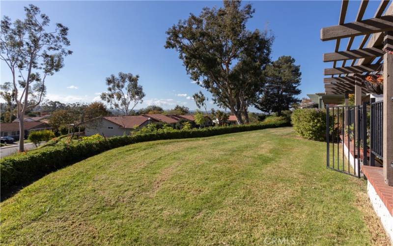 Vast lawn with reaching views!