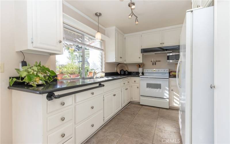 Cheerful galley kitchen.