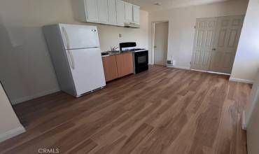 2963 Partridge Avenue, Los Angeles, California 90039, 1 Bedroom Bedrooms, ,1 BathroomBathrooms,Residential Lease,Rent,2963 Partridge Avenue,AR24231550