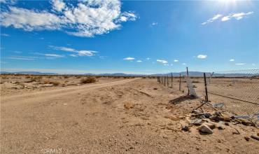 2660 Bristol Avenue, 29 Palms, California 92277, ,Land,Buy,2660 Bristol Avenue,IG24231559