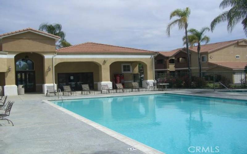 Pool and Jacuzzi