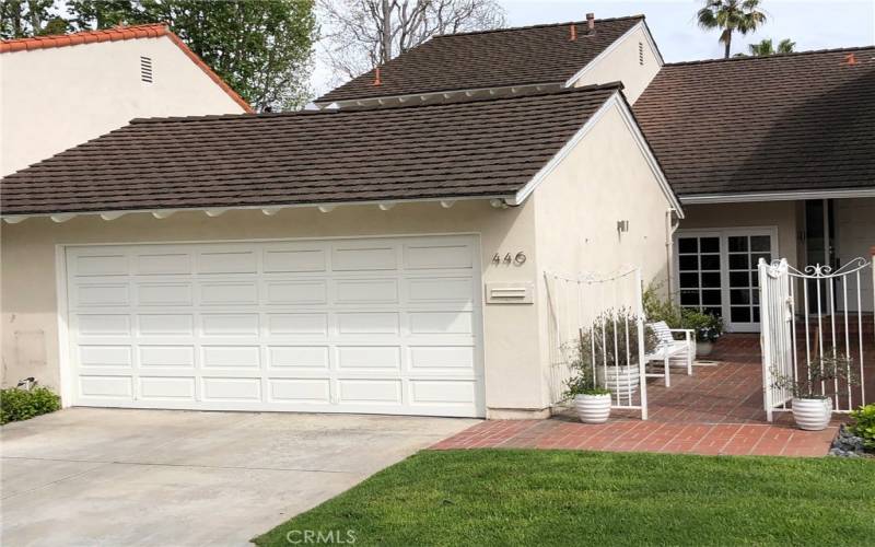 2 car garage with driveway parking