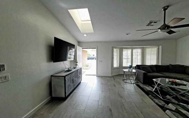 Dining Area View to Entry