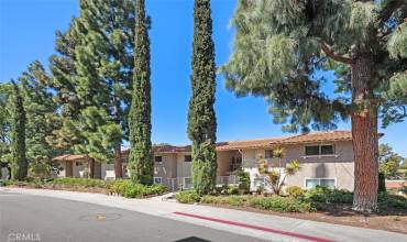 2287 # P Via Puerta, Laguna Woods, California 92637, 2 Bedrooms Bedrooms, ,2 BathroomsBathrooms,Residential,Buy,2287 # P Via Puerta,OC24231498