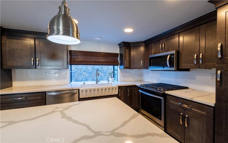 Farmhouse kitchen sink