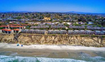 573 S Sierra Avenue 3, Solana Beach, California 92075, 2 Bedrooms Bedrooms, ,2 BathroomsBathrooms,Residential Lease,Rent,573 S Sierra Avenue 3,240026575SD